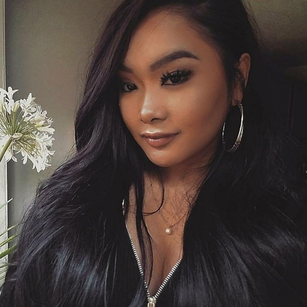 Meet your Posher, Candice Leigh
